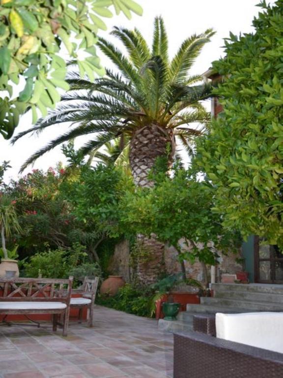 Bed and Breakfast Casa Montes Салз-ле-Шато Экстерьер фото
